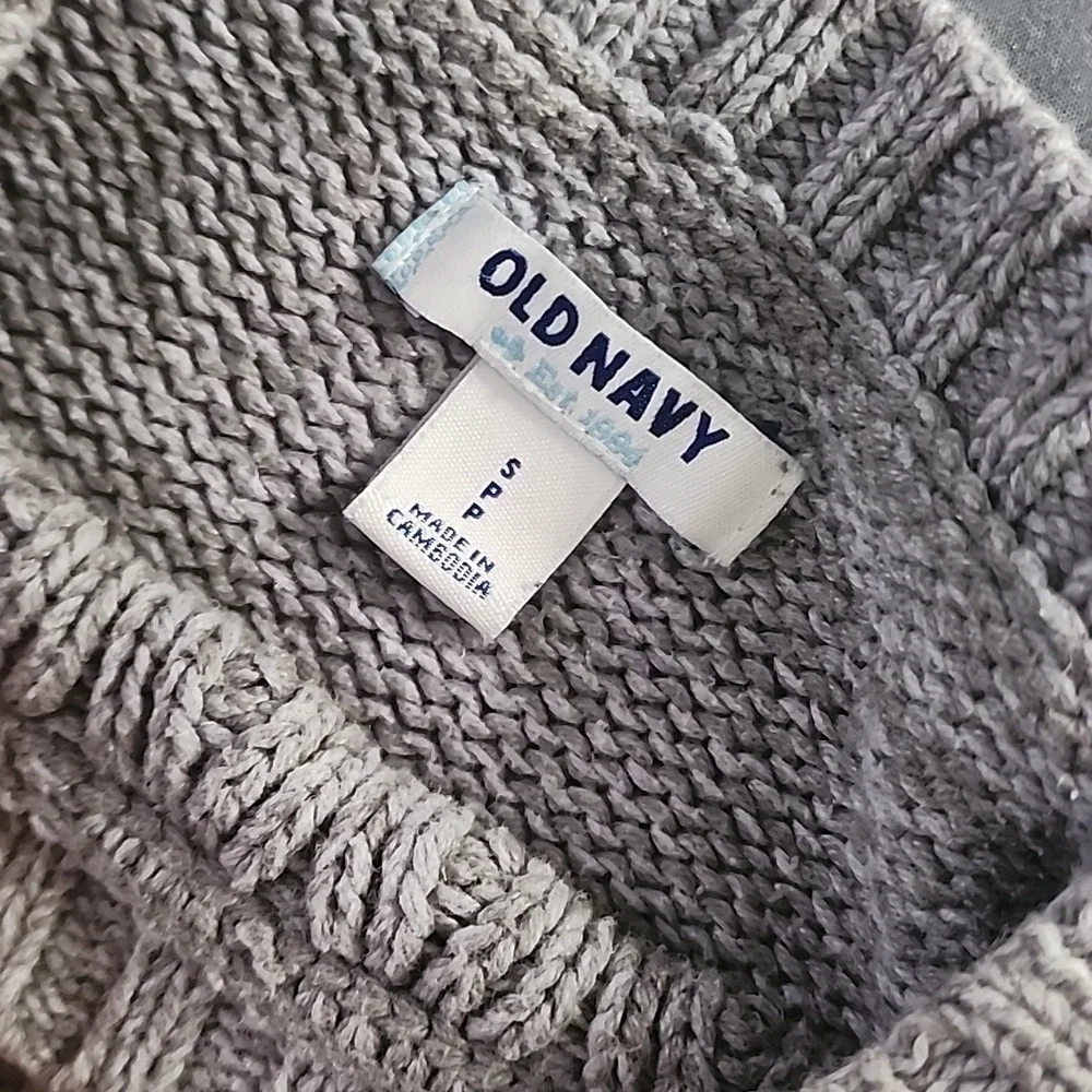 Sweater - Picture 3 of 3